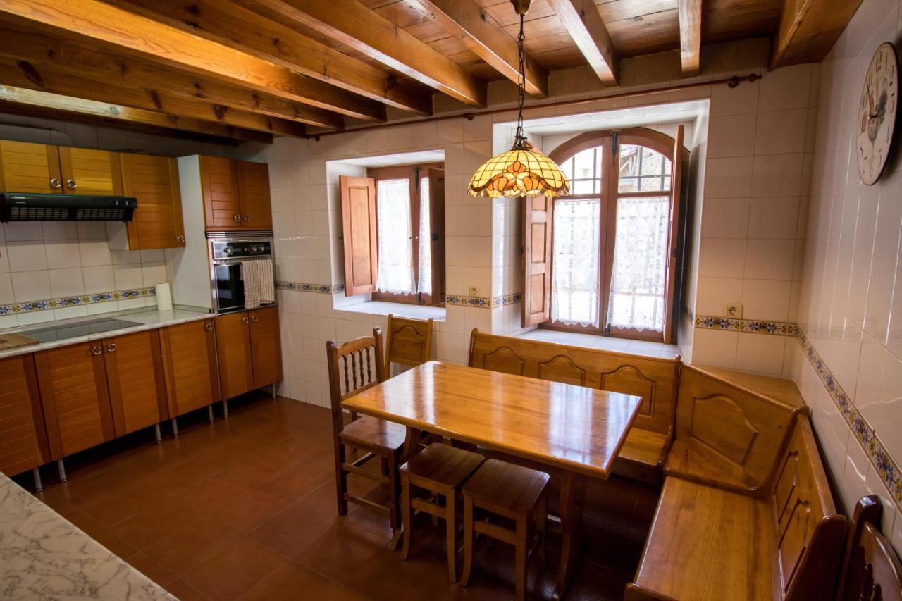 La Casa Del Abuelo Vendégház Hoyos del Espino Kültér fotó