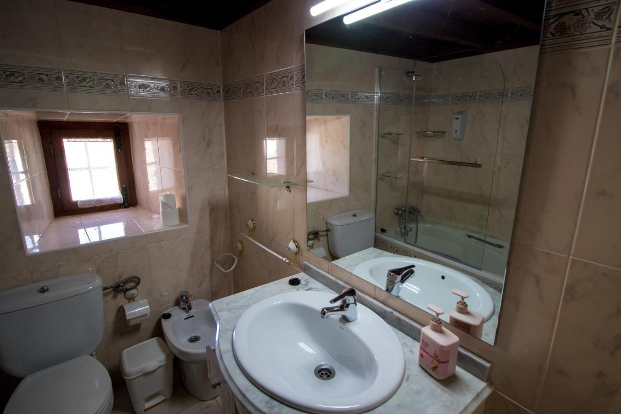 La Casa Del Abuelo Vendégház Hoyos del Espino Kültér fotó