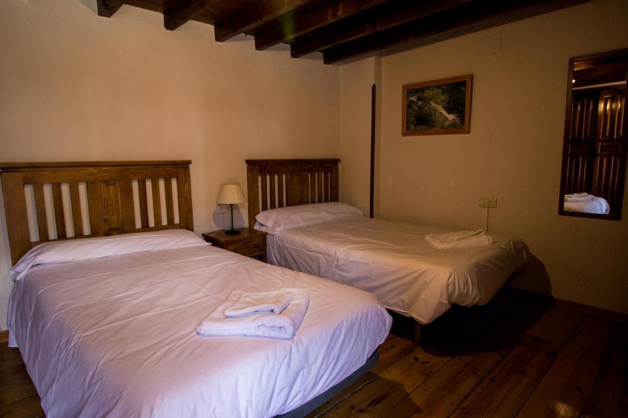 La Casa Del Abuelo Vendégház Hoyos del Espino Kültér fotó