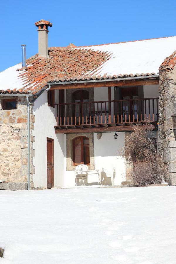 La Casa Del Abuelo Vendégház Hoyos del Espino Kültér fotó